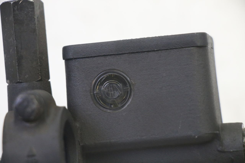 photo de BOMBA FRENO TRASERO QUADRO 4 4D 350 (2015 - 2018) - Vista general del producto