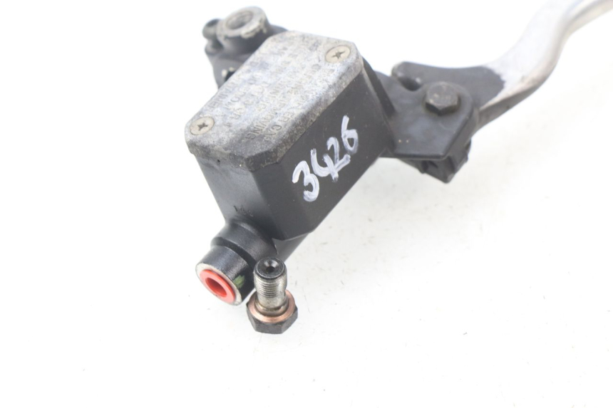 photo de BOMBA FRENO TRASERO PIAGGIO BEVERLY 125 (1998 - 2005) - Detalles de los puntos de fijación