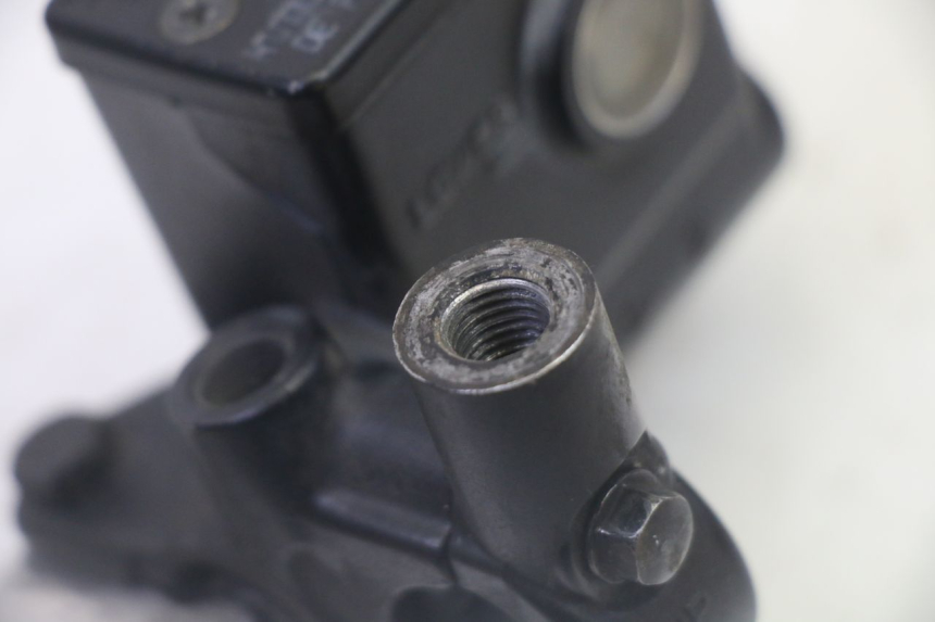 photo de CILINDRO MAESTRO DE FRENO TRASERO SUZUKI BURGMAN 125 (2007 - 2014) - Otra perspectiva