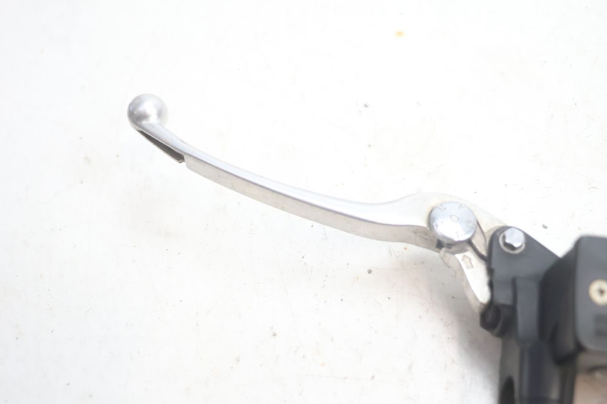 photo de BOMBA FRENO TRASERO SUZUKI BURGMAN EXECUTIVE ABS 650 (2006 - 2012) - Detalle de la pieza