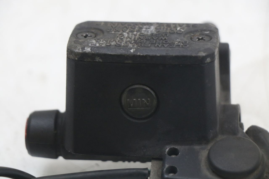 photo de BOMBA FRENO TRASERO BMW C1 125 (2000 - 2003) - Vista general del producto