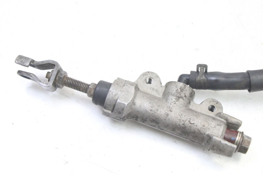photo de BOMBA FRENO TRASERO HONDA CR 85 (2003 - 2007) - Detalle de la pieza