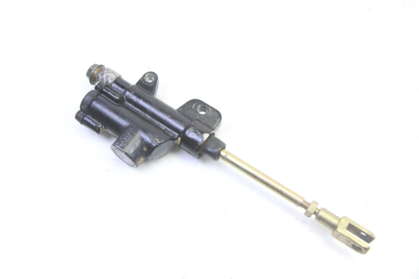 photo de MASTERCILINDRO DE FRENOS TRASERO PROBIKE DIRT 140 - Primer plano técnico