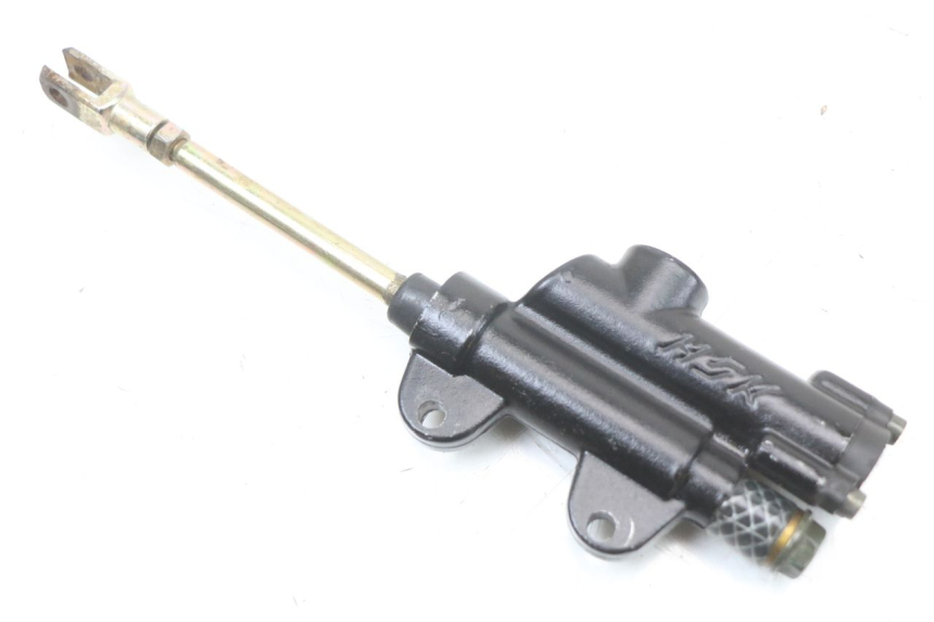 photo de BOMBA FRENO TRASERO KSR RACING DRIFT 140 - Primer plano técnico