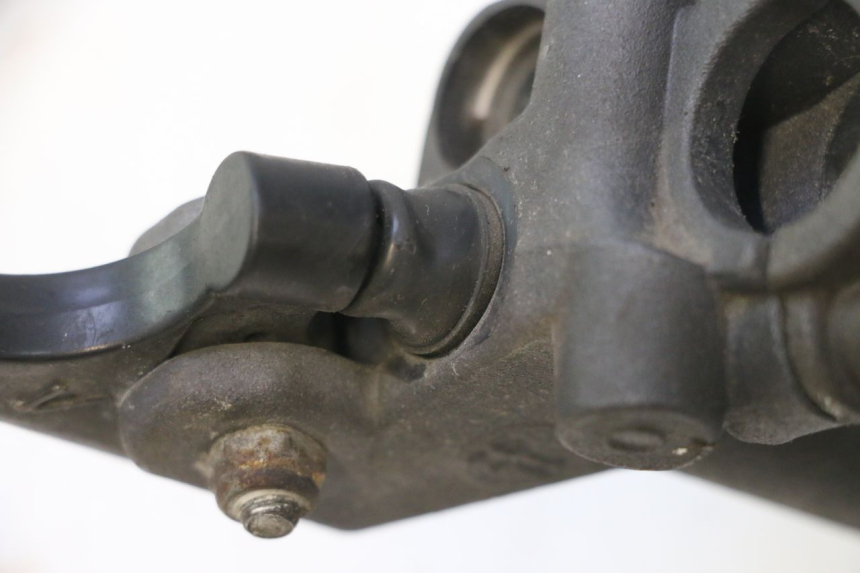 photo de CILINDRO MAESTRO DE FRENO TRASERO PEUGEOT ELYSTAR 50 (2002 - 2014) - Otra perspectiva