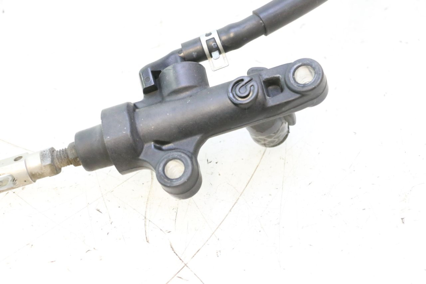 photo de BOMBA FRENO TRASERO YAMAHA FJR 1300 (2001 - 2005) - Vista general del producto