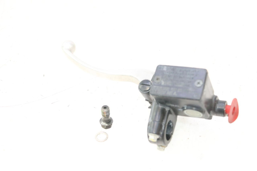 photo de BOMBA FRENO TRASERO HONDA FORZA 125 (2015 - 2016) - Marcados y referencias originales