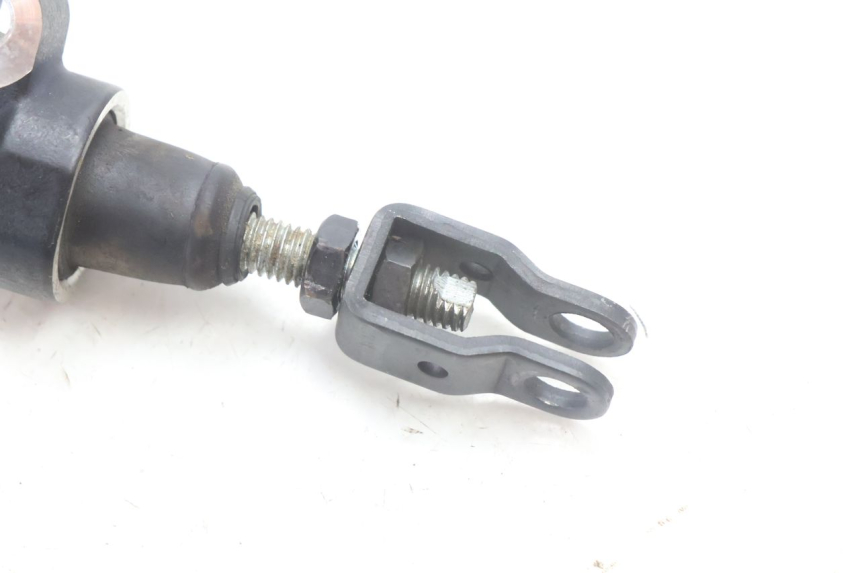 photo de BOMBA FRENO TRASERO YAMAHA FZ8 800 (2010 - 2016) - Otra perspectiva