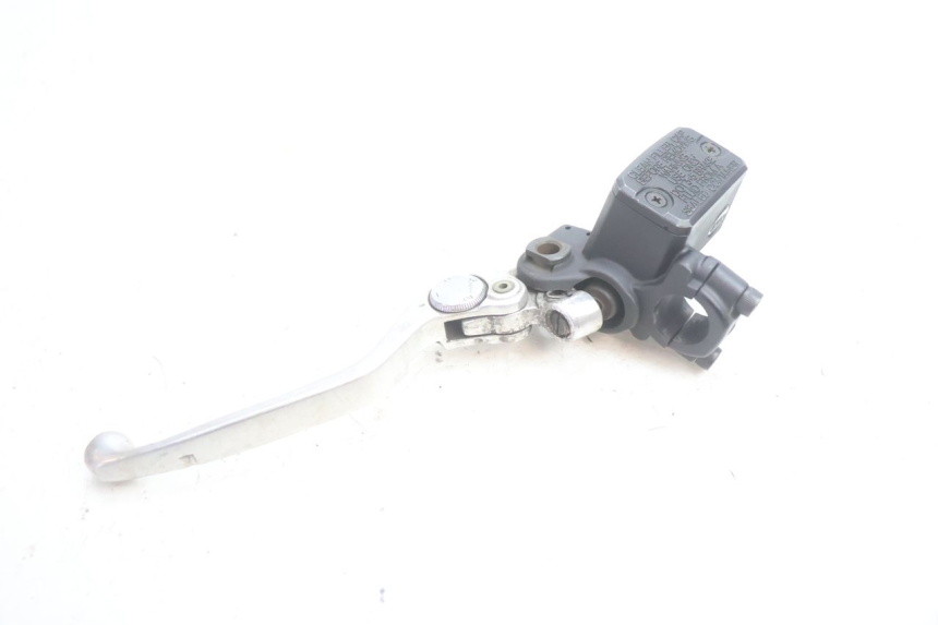 photo de BOMBA FRENO TRASERO GILERA GP 800 (2007 - 2013) - Primer plano técnico