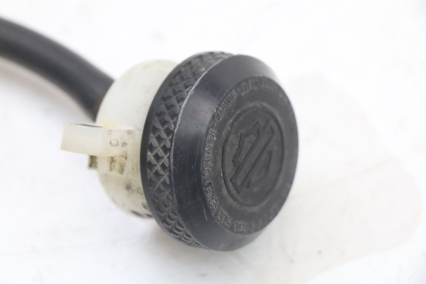 photo de BOMBA FRENO TRASERO HARLEY DAVIDSON SPORTSTER XL CUSTOM 883 (1999 - 2006) - Otra perspectiva