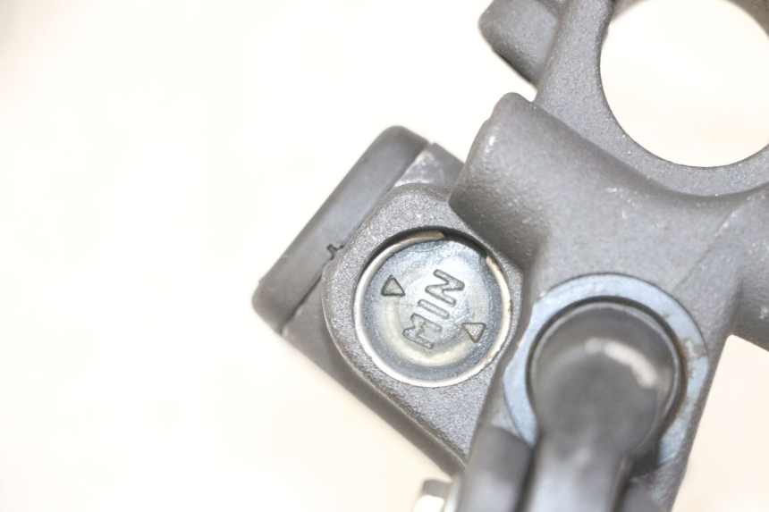 photo de BOMBA FRENO TRASERO PEUGEOT JET FORCE CARBU 50 (2003 - 2016) - Detalle de la pieza