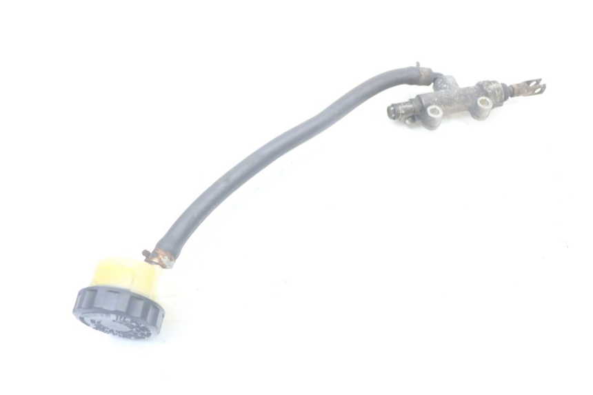 photo de BOMBA FRENO TRASERO KAWASAKI GTR 1000 (1994 - 2004) - Detalles de los puntos de fijación