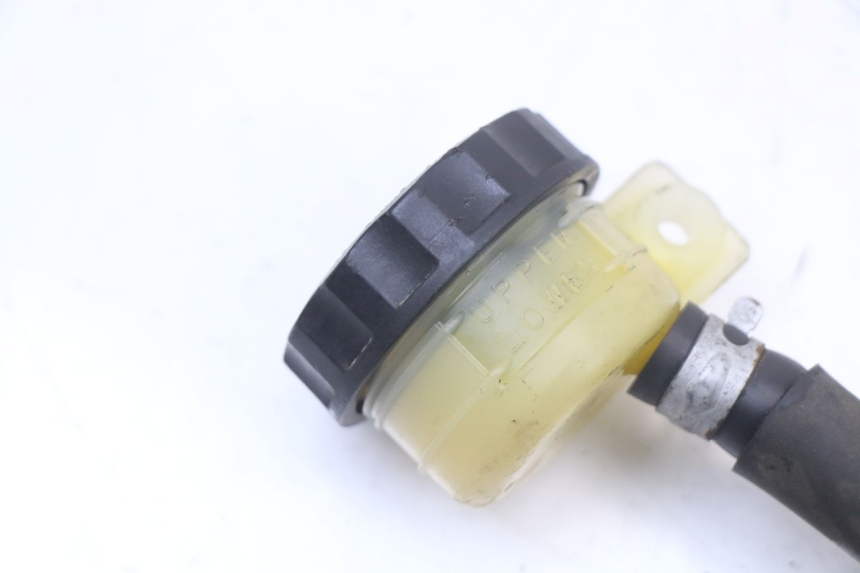 photo de CILINDRO MAESTRO DE FRENO TRASERO KAWASAKI ZR7 ZR-7 S 750 (1999 - 2004) - Detalle de la pieza