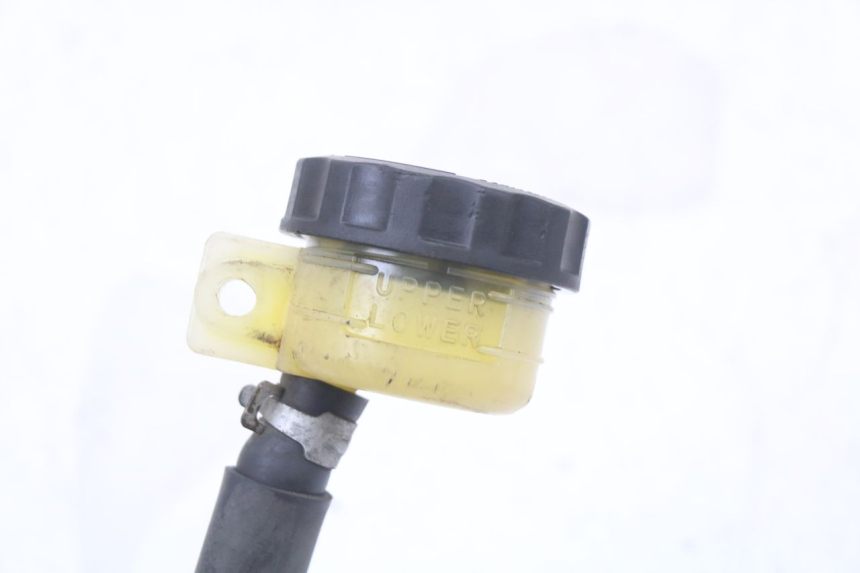 photo de CILINDRO MAESTRO DE FRENO TRASERO KAWASAKI ZR7 ZR-7 S 750 (1999 - 2004) - Vista general del producto