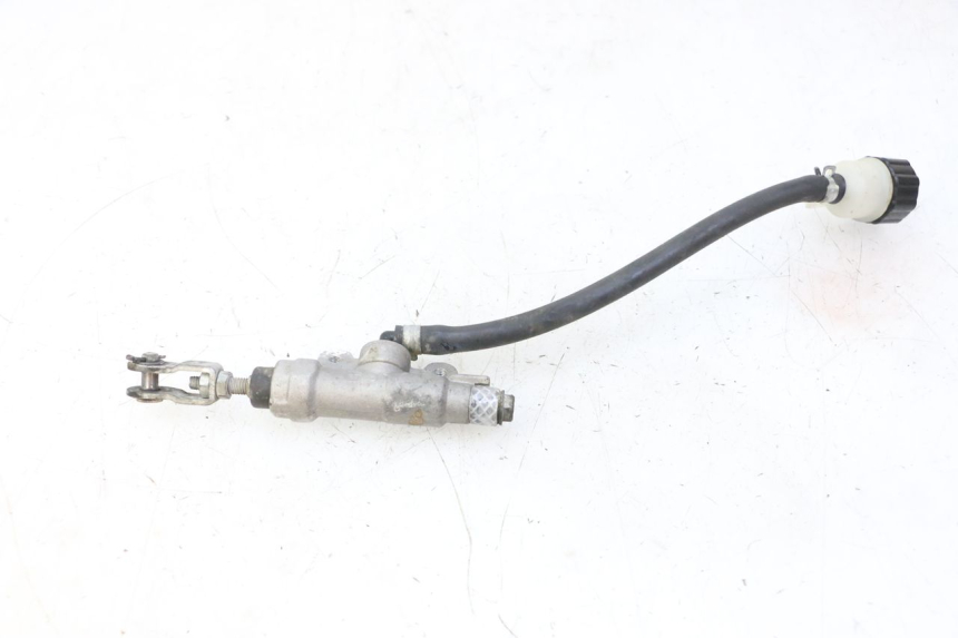 photo de CILINDRO MAESTRO DE FRENO TRASERO KAWASAKI KX 85 (2014 - 2021) - Detalles de los puntos de fijación