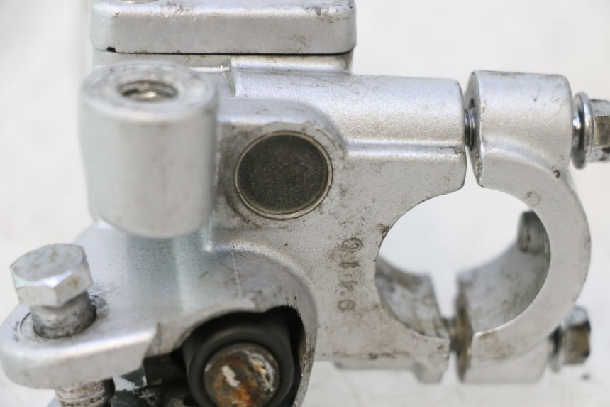 photo de BOMBA FRENO TRASERO KYMCO LIKE 125 (2009 - 2016) - Otra perspectiva