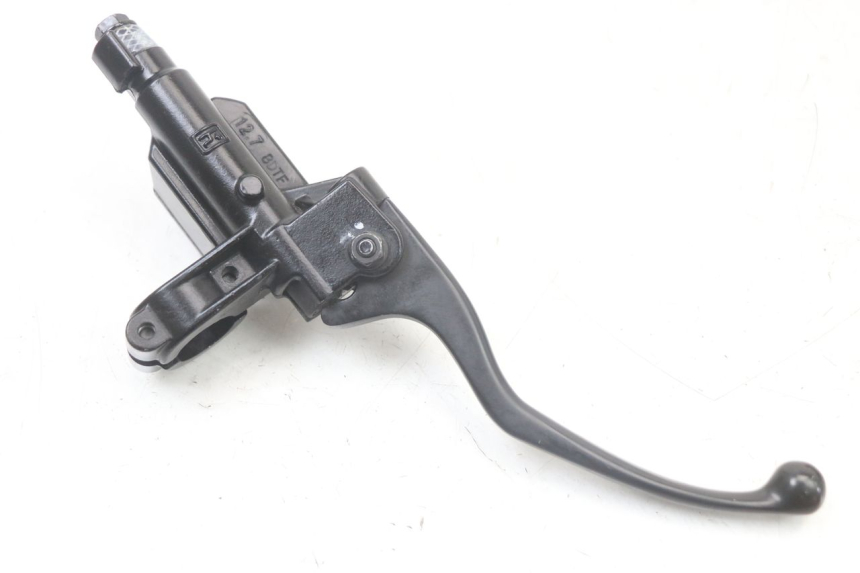 photo de BOMBA FRENO TRASERO PIAGGIO MP3 HPE 350 (2018 - 2020) - Primer plano técnico