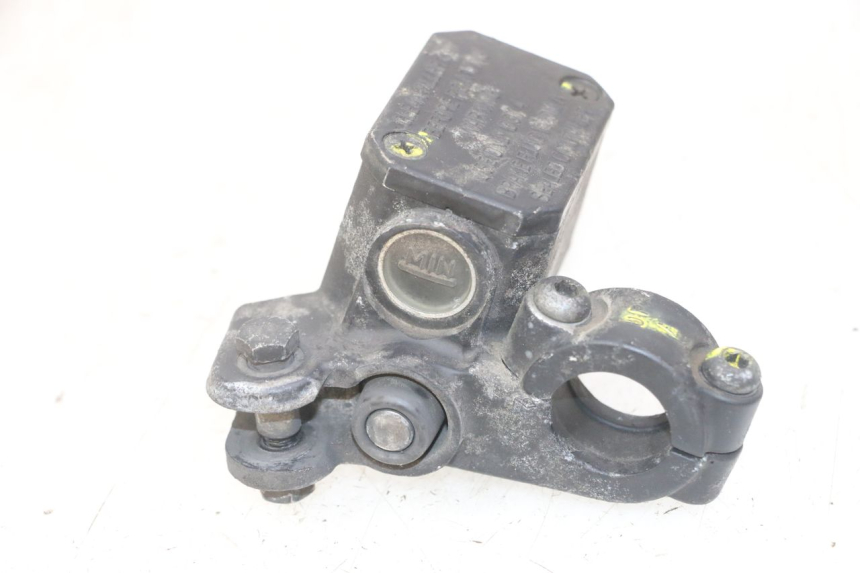 photo de CILINDRO MAESTRO DE FRENO TRASERO PIAGGIO MP3 LT 400 (2007 - 2012) - Primer plano técnico