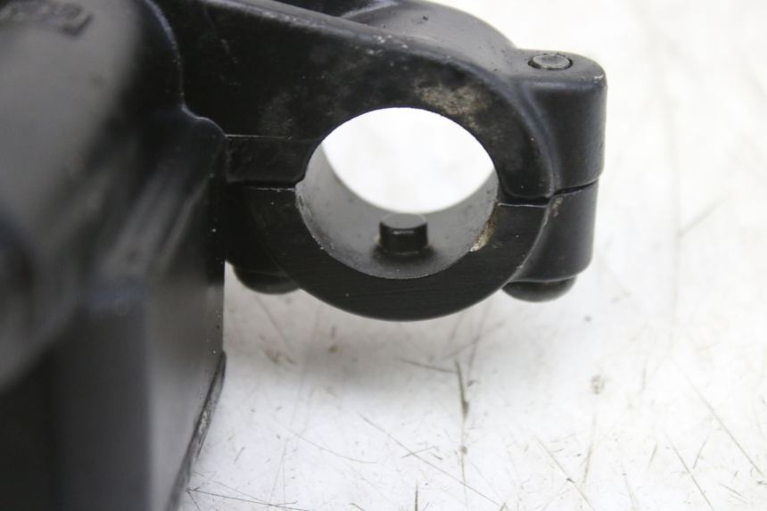 photo de CILINDRO MAESTRO DE FRENO TRASERO PIAGGIO MP3 RL 250 (2006 - 2010) - Zoom estado de uso