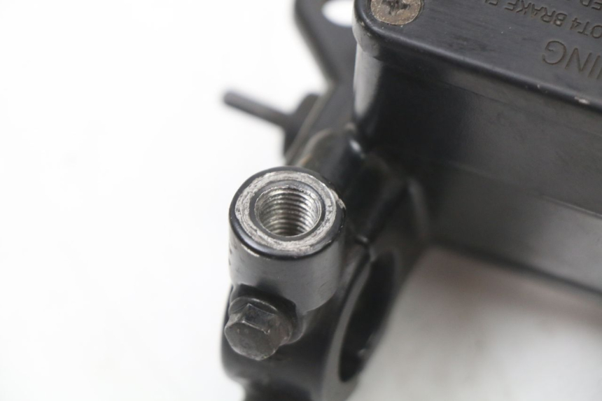 photo de BOMBA FRENO TRASERO MBK MW TRYPTIK 125 (2014 - 2016) - Vista general del producto