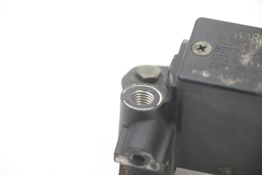 photo de CILINDRO MAESTRO DE FRENO TRASERO PEUGEOT CITYSTAR 2T 50 (2018 - 2021) - Zoom estado de uso