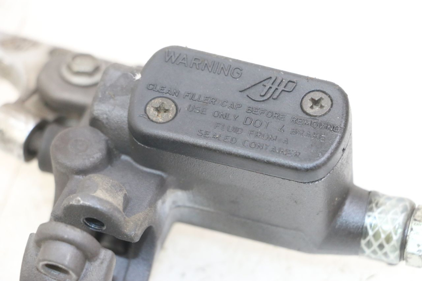 photo de BOMBA FRENO TRASERO PEUGEOT ELYSTAR 125 (2002 - 2007) - Recambio usado revisado