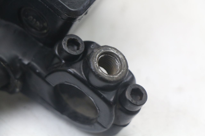 photo de BOMBA FRENO TRASERO PIAGGIO BEVERLY 125 (1998 - 2005) - Otra perspectiva