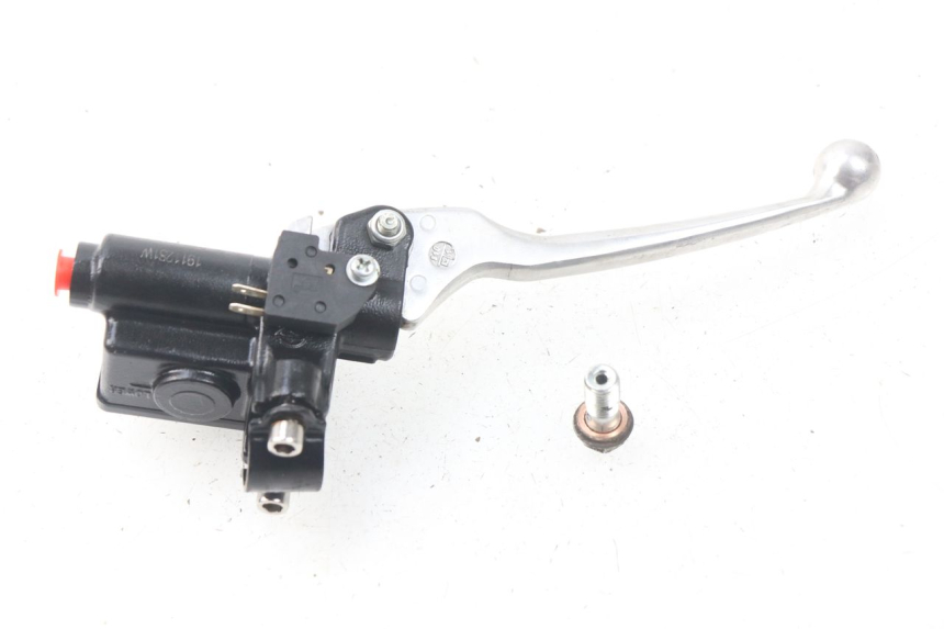 photo de BOMBA FRENO TRASERO RED ELECTRIC RED E PRO 1 (2017 - 2019) - Zoom estado de uso