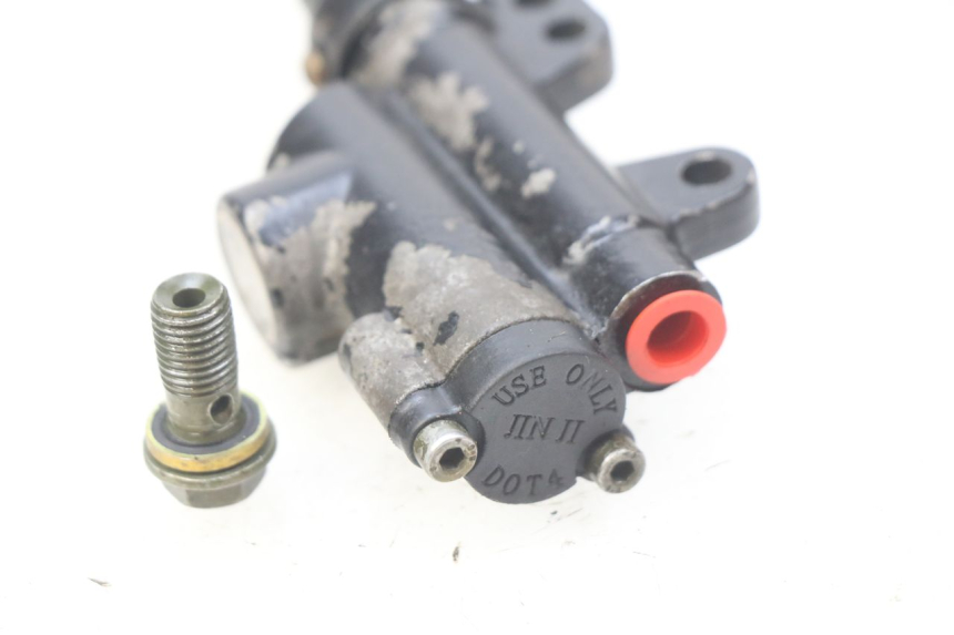 photo de CILINDRO MAESTRO DE FRENO TRASERO APOLLO RFZ 125 - Detalle de la pieza