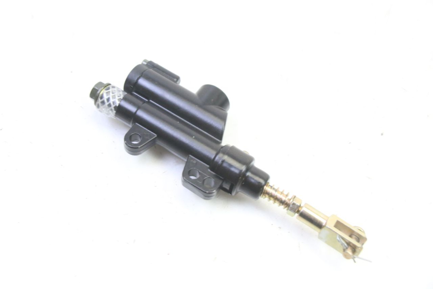 photo de CILINDRO MAESTRO DE FRENO TRASERO APOLLO RFZ 125 - Vista general del producto