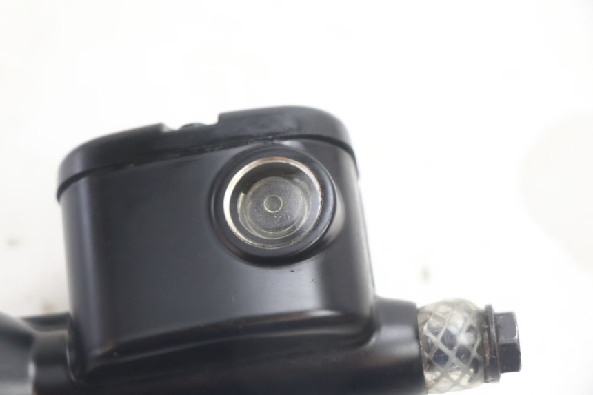 photo de BOMBA FRENO TRASERO HARLEY DAVIDSON ROAD GLIDE FLTRXSE 1920 (2018 - 2022) - Detalle de la pieza