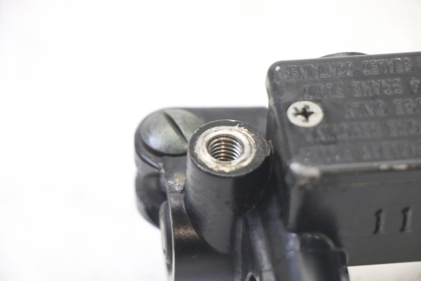 photo de BOMBA FRENO TRASERO GILERA RUNNER SP 50 (2006 - 2008) - Otra perspectiva