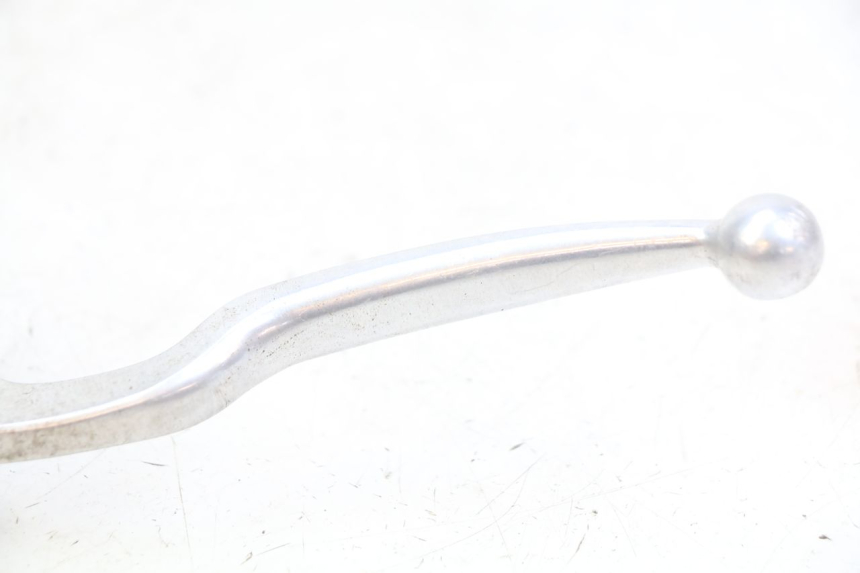 photo de CILINDRO MAESTRO DE FRENO TRASERO PEUGEOT SATELIS 125 (2010 - 2012) - Detalles de los puntos de fijación