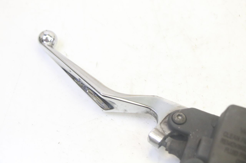 photo de CILINDRO MAESTRO DE FRENO TRASERO PEUGEOT SATELIS 125 (2006 - 2009) - Detalle de la pieza