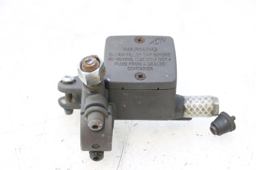 photo de CILINDRO MAESTRO DE FRENO TRASERO PEUGEOT SATELIS 125 (2006 - 2009) - Marcados y referencias originales