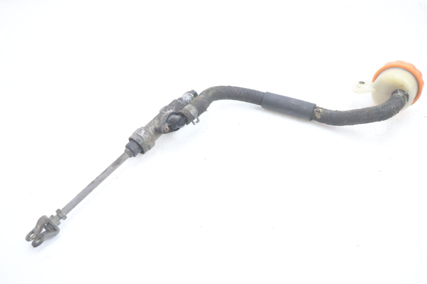 photo de BOMBA FRENO TRASERO HONDA ST PAN EUROPEAN 1100 (1990 - 2002) - Primer plano técnico