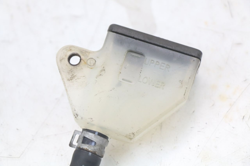 photo de BOMBA FRENO TRASERO SUZUKI GS F 500 (2004 - 2007) - Zoom estado de uso