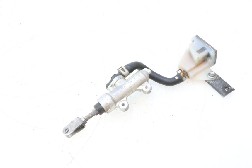 photo de BOMBA FRENO TRASERO SUZUKI SV S 650 (2003 - 2009) - Otra perspectiva