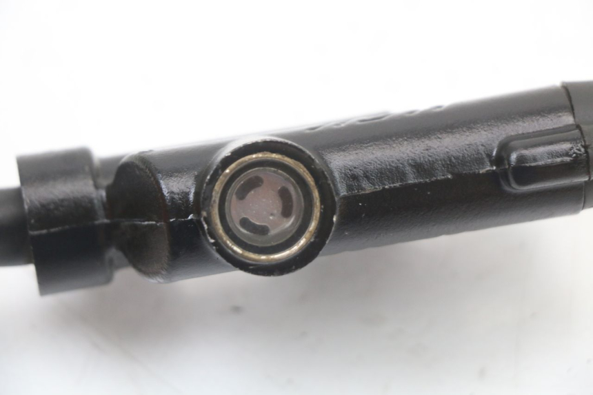 photo de BOMBA FRENO TRASERO MINI MX SX 125 - Primer plano técnico