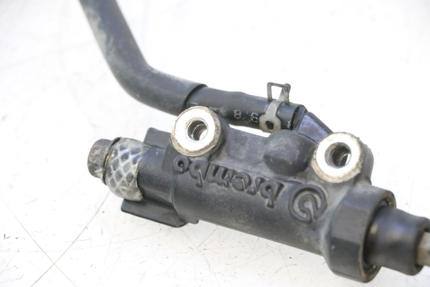 photo de BOMBA FRENO TRASERO YAMAHA TDM ABS 900 (2002 - 2014) - Otra perspectiva