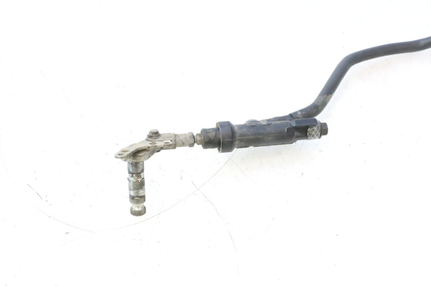 photo de BOMBA FRENO TRASERO YAMAHA TDM ABS 900 (2002 - 2014) - Detalles de los puntos de fijación
