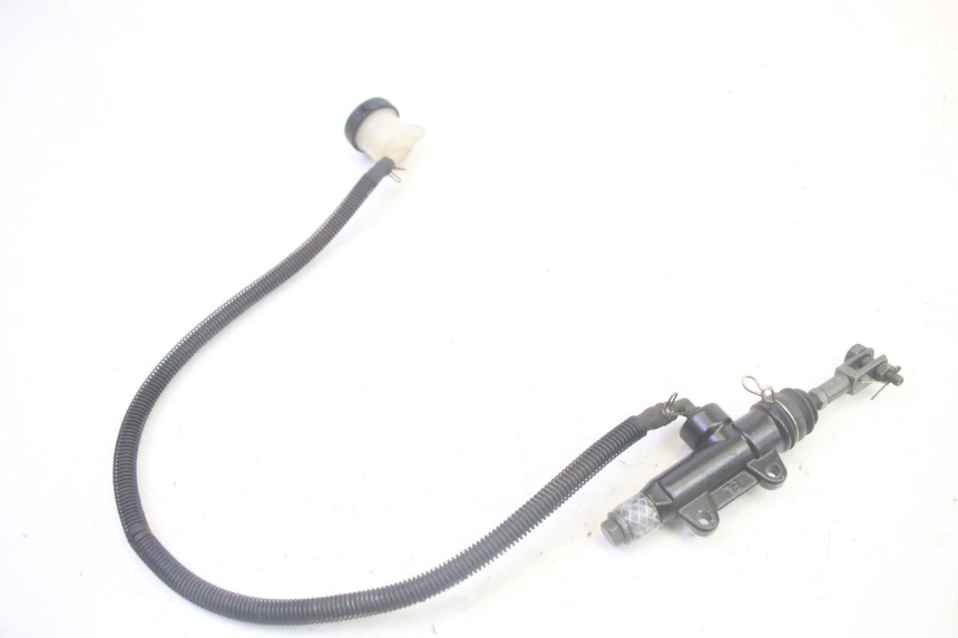 photo de BOMBA FRENO TRASERO KSR TR SM 50 (2015 - 2018) - Primer plano técnico