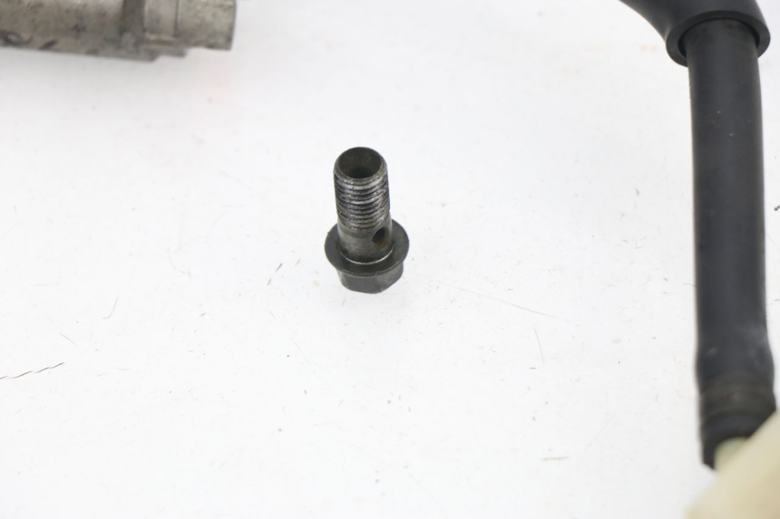 photo de BOMBA FRENO TRASERO HONDA VTR F FIRESTORM 1000 (1997 - 2001) - Recambio usado revisado