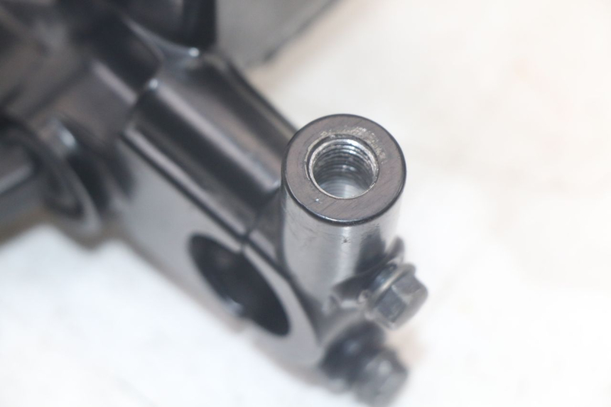 photo de CILINDRO MAESTRO DE FRENO TRASERO YAMAHA XMAX X-MAX ABS 125 (2017 - 2020) - Otra perspectiva