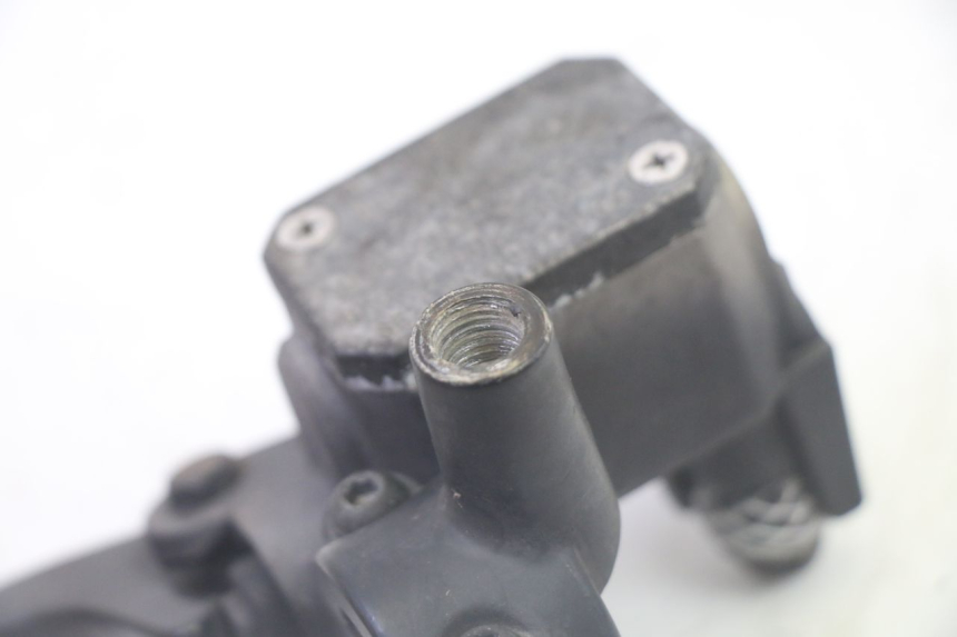photo de CILINDRO MAESTRO DE FRENO TRASERO YAMAHA X-MAX XMAX 125 (2010 - 2013) - Otra perspectiva