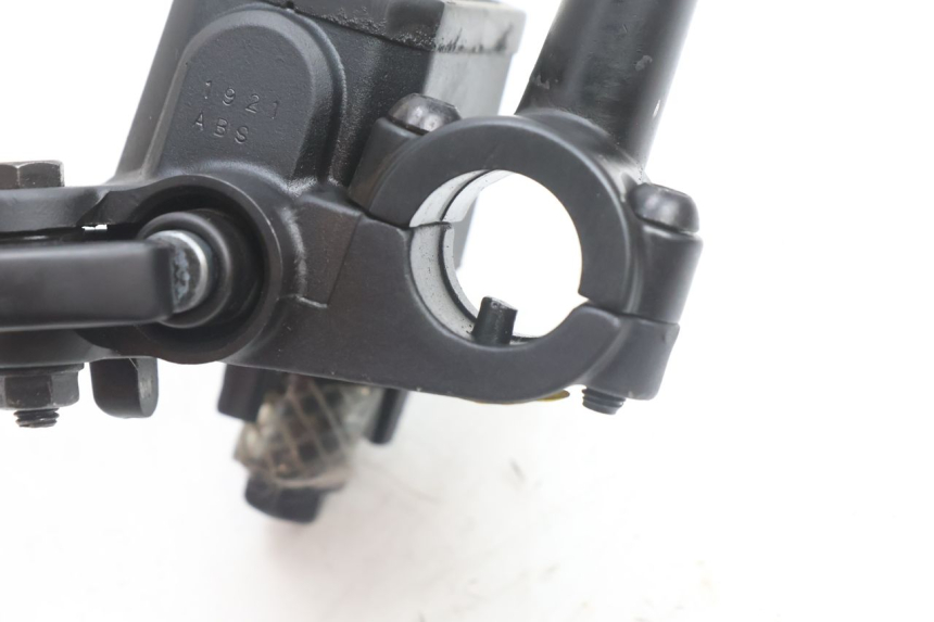 photo de CILINDRO MAESTRO DE FRENO TRASERO YAMAHA X-MAX XMAX 125 (2010 - 2013) - Marcados y referencias originales