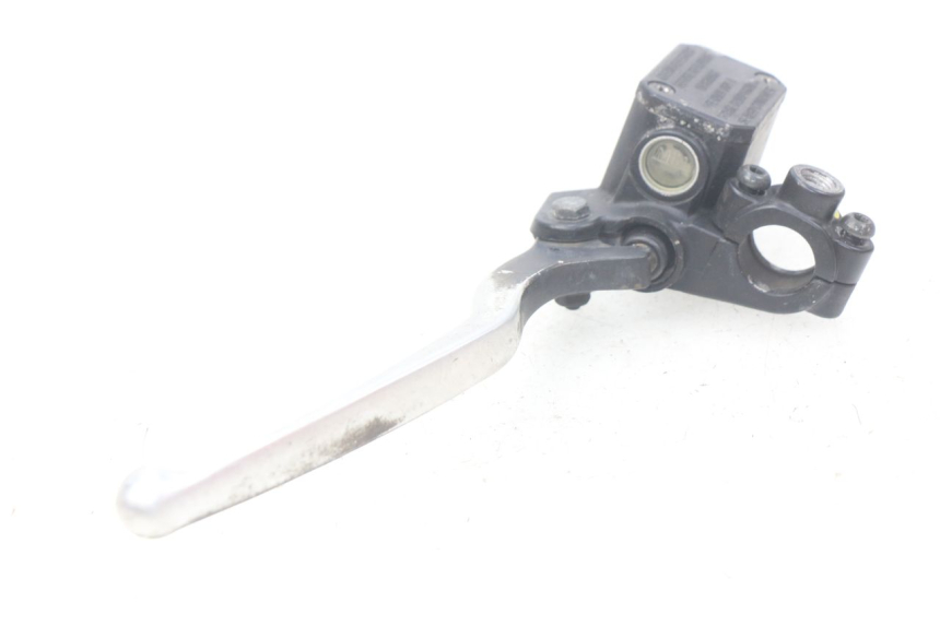 photo de CILINDRO MAESTRO DE FRENO TRASERO PIAGGIO X7 125 (2007 - 2013) - Primer plano técnico