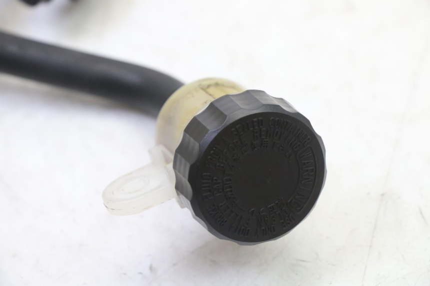 photo de BOMBA FRENO TRASERO YAMAHA XJ6 ABS 600 (2008 - 2016) - Otra perspectiva