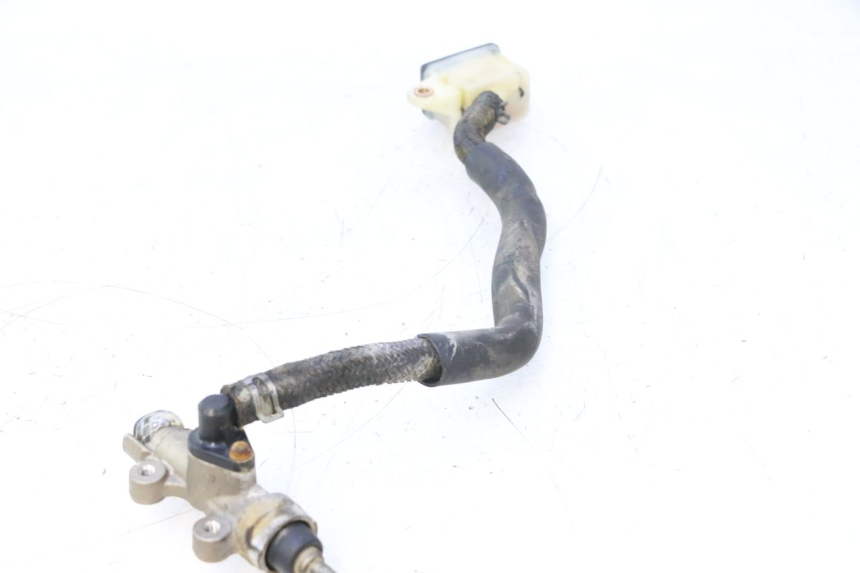 photo de BOMBA FRENO TRASERO HONDA XRV AFRICA TWIN 750 (1990 - 1992) - Detalles de los puntos de fijación
