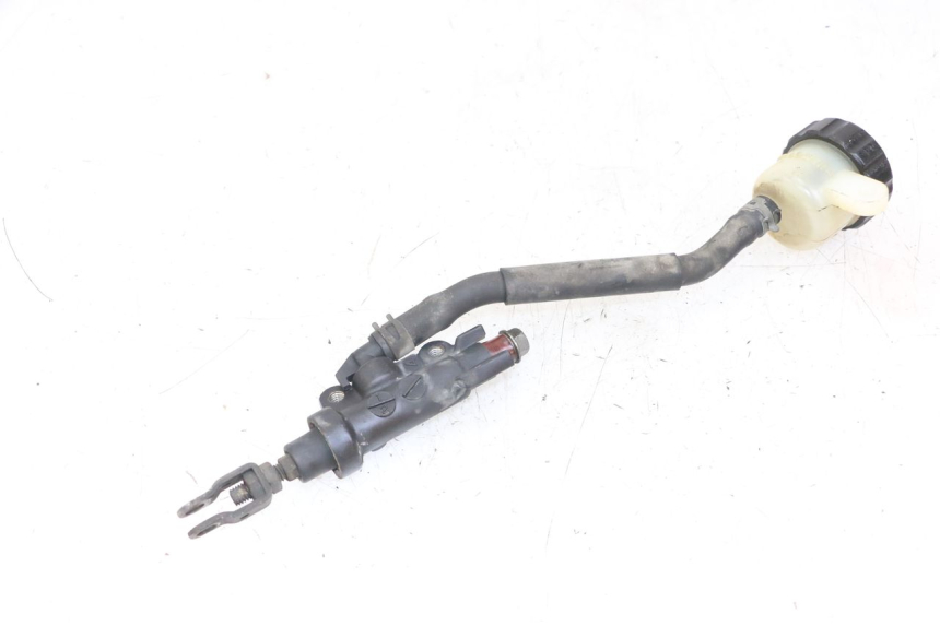 photo de CILINDRO MAESTRO DE FRENO TRASERO YAMAHA FZS FAZER 600 (2001 - 2003) - Otra perspectiva